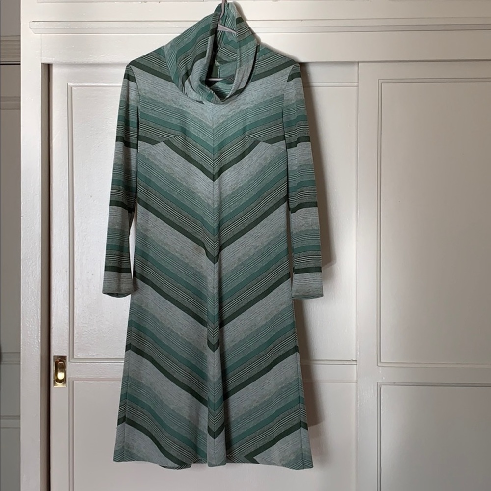 Vintage cowl neck, zip up dress